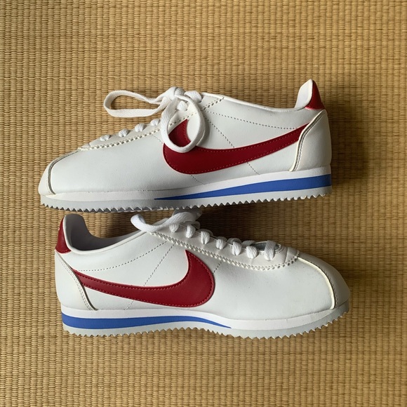 Nike White and Red Sneakers - Picture 2 of 2